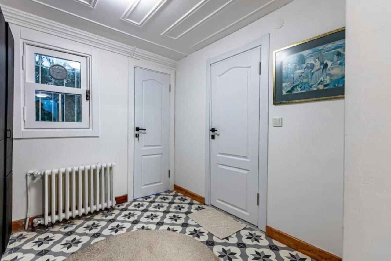 Historical 4-Br Home Steps From Besiktas Stadium & Bosphorus Views - Prime Nisantasi Location! Stambuł Zewnętrze zdjęcie