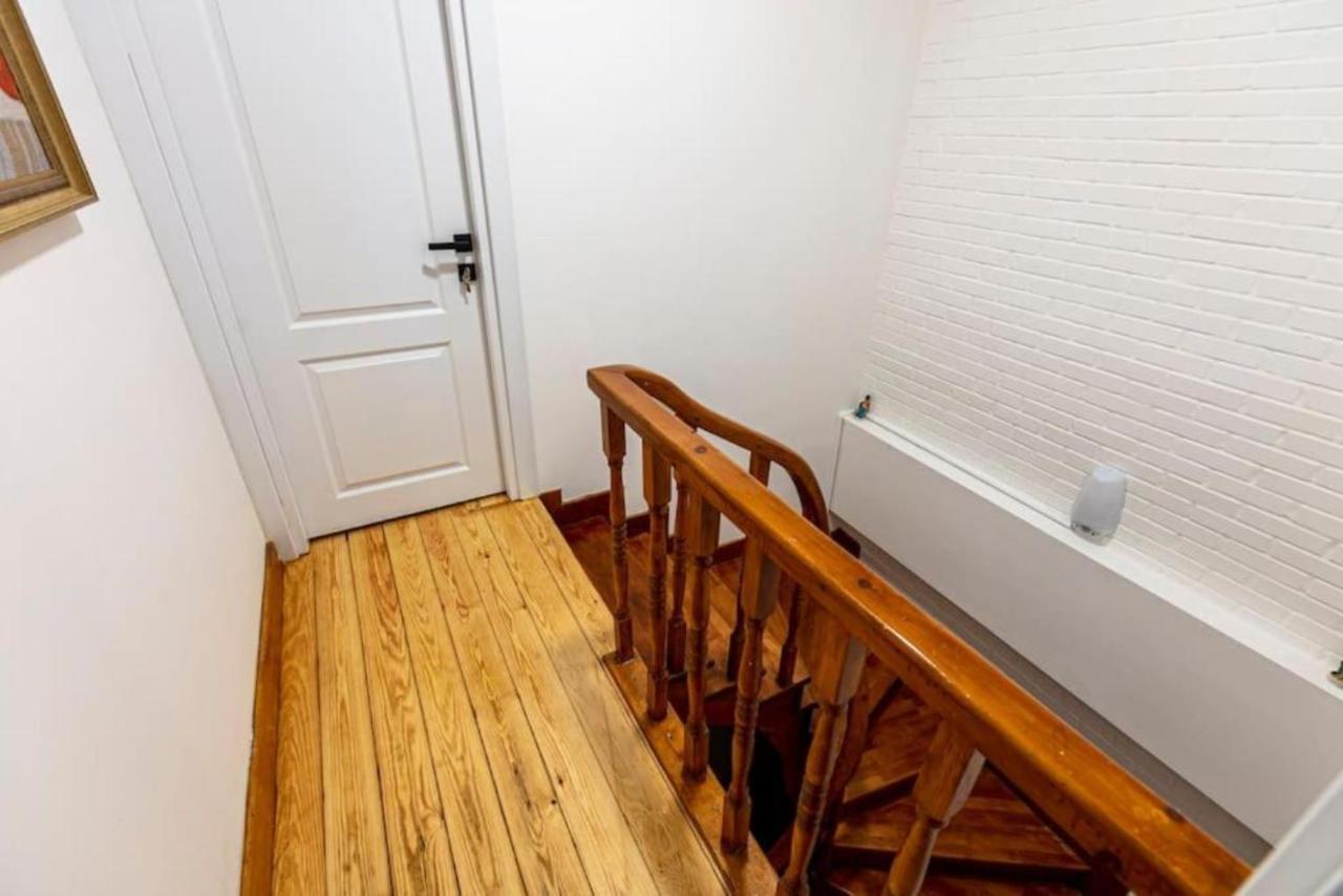 Historical 4-Br Home Steps From Besiktas Stadium & Bosphorus Views - Prime Nisantasi Location! Stambuł Zewnętrze zdjęcie